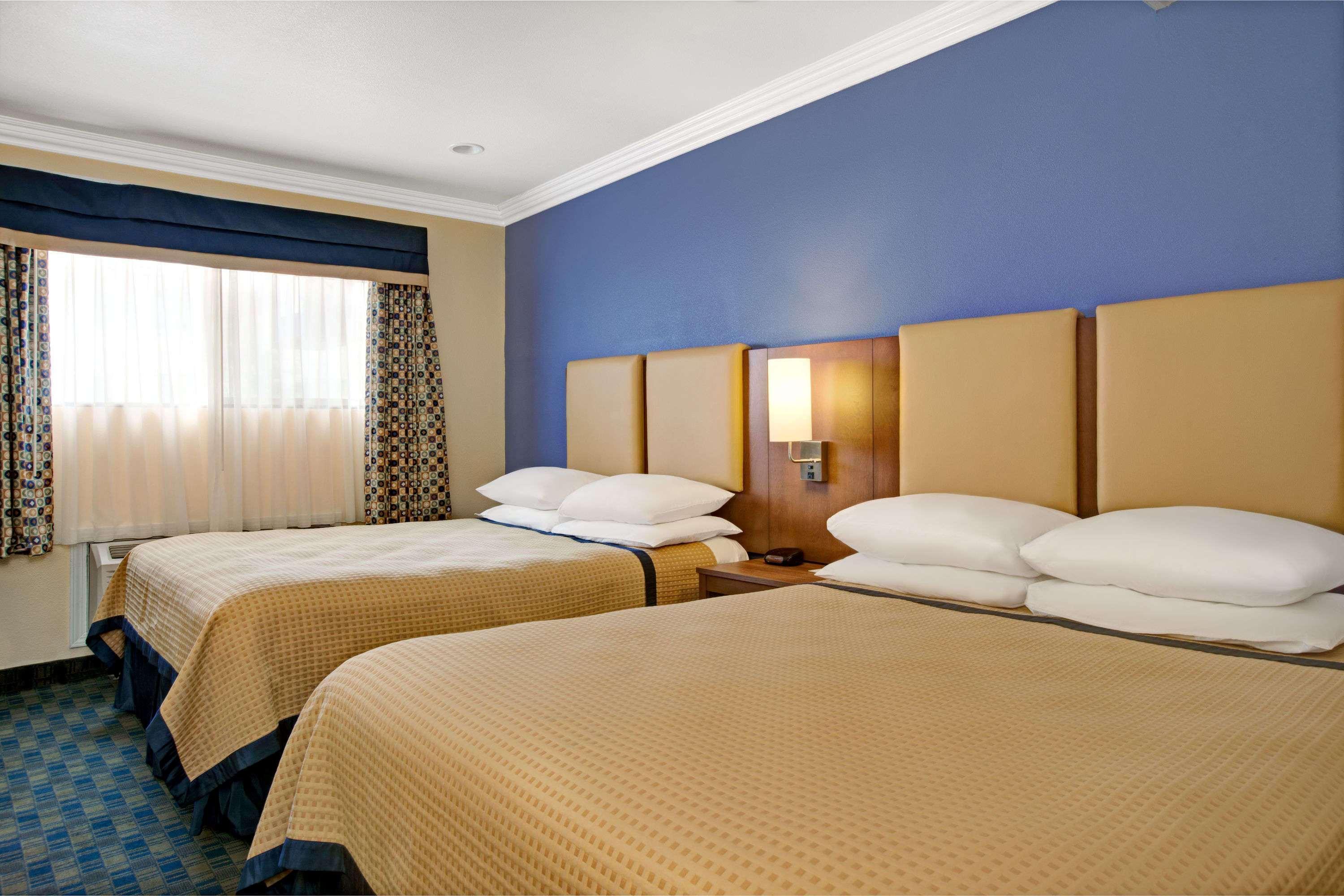 Days Inn San Francisco - Lombard Eksteriør billede