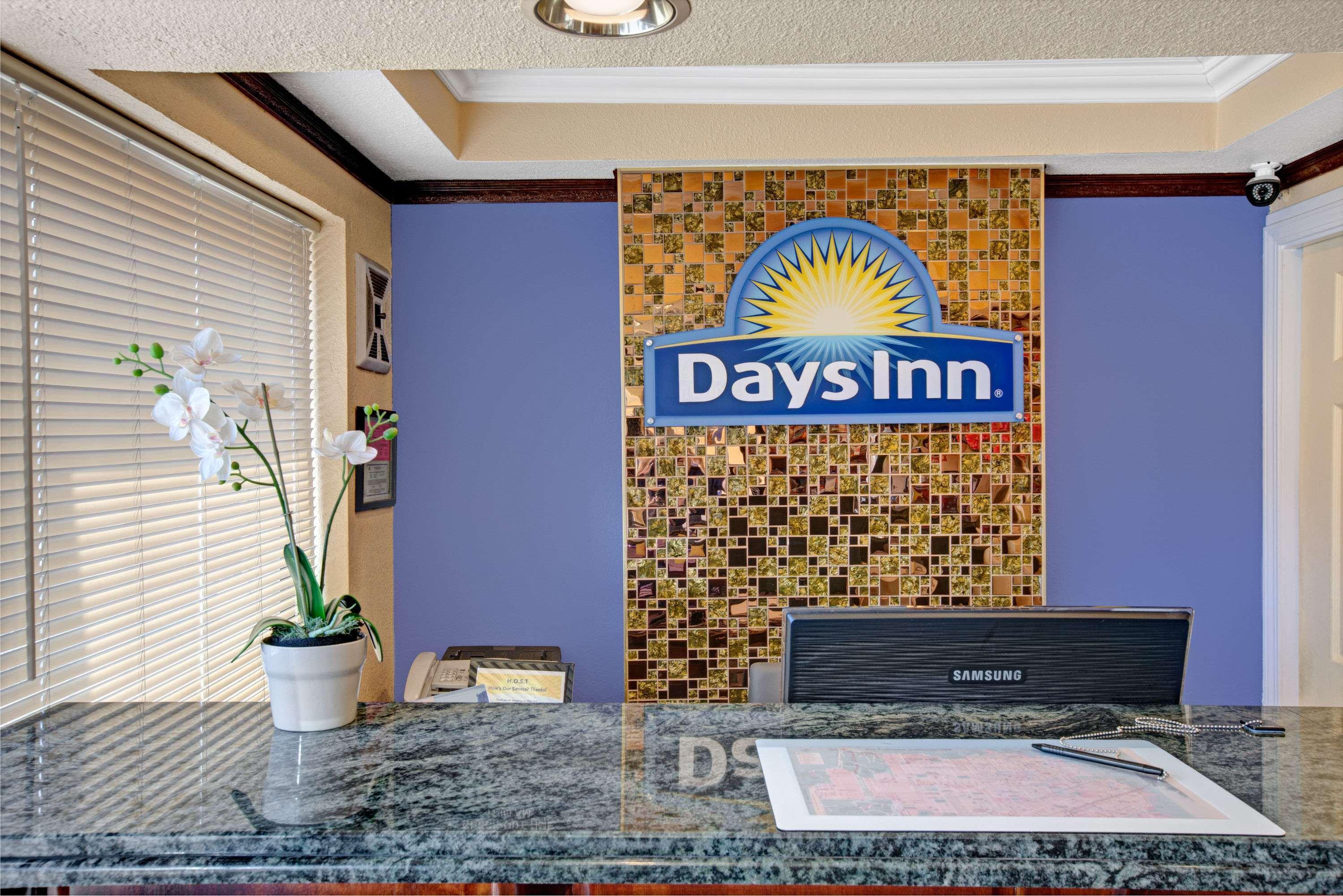 Days Inn San Francisco - Lombard Eksteriør billede