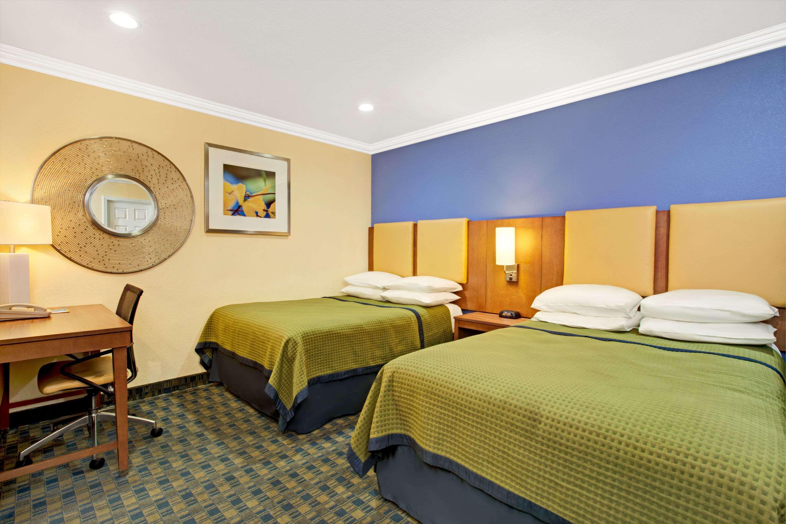 Days Inn San Francisco - Lombard Eksteriør billede